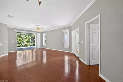 599 Crossfield Cir #35, Naples, FL 34104 - Photo 8