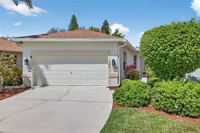 599 Crossfield Cir #35, Naples, FL 34104 - Photo 2