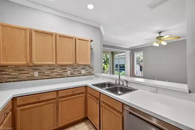 599 Crossfield Cir #35, Naples, FL 34104 - Photo 10