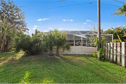 4724 Riverside Dr, Estero, FL 33928 - Photo 36