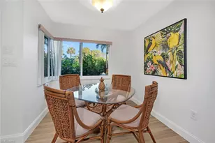 15161 Cedarwood Ln, Naples, FL 34110 - Photo 4