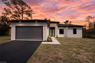 3231 41st Ave NE, Naples, FL 34120 - Photo 1