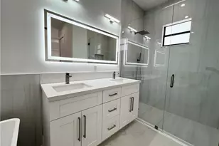 3231 41st Ave NE, Naples, FL 34120 - Photo 8