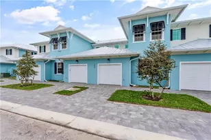 26390 Coco Cay Cir, Bonita Springs, FL 34135 - Photo 20