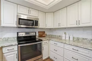 3300 Binnacle Dr, Naples, FL 34103 - Photo 18