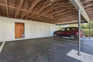 3300 Binnacle Dr, Naples, FL 34103 - Photo 38