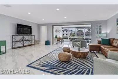 455 Bayside Ave, Naples, FL 34108 - Photo 2