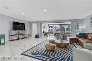 455 Bayside Ave, Naples, FL 34108 - Photo 2