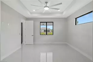 909 SW 11th Ct, Cape Coral, FL 33991 - Photo 14