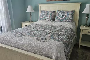 915 New Waterford Dr, Naples, FL 34104 - Photo 2