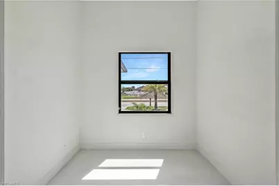 913 Embers Pkwy W, Cape Coral, FL 33993 - Photo 20