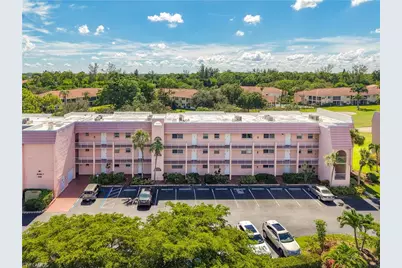 200 Turtle Lake Ct #109, Naples, FL 34105 - Photo 2