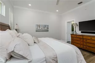 6495 Waverly Green Way, Naples, FL 34110 - Photo 10