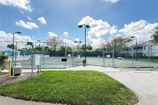 6210 Wilshire Pines Cir, Naples, FL 34109 - Photo 18