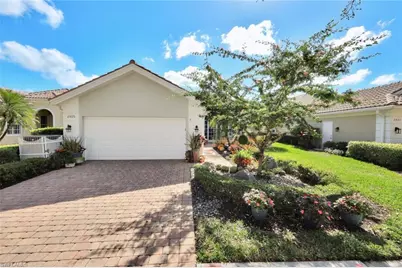 2925 Gilford Way, Naples, FL 34119 - Photo 4