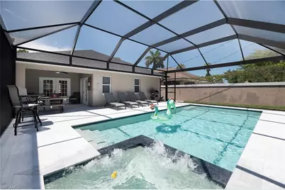 823 96th Ave N, Naples, FL 34108 - Photo 2
