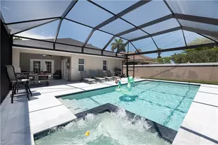 823 96th Ave N, Naples, FL 34108 - Photo 2
