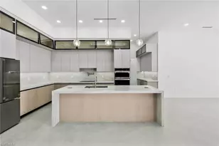 152 SW 28th St, Cape Coral, FL 33914 - Photo 10