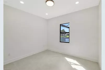 152 SW 28th St, Cape Coral, FL 33914 - Photo 22