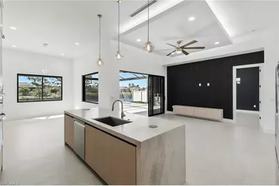 152 SW 28th St, Cape Coral, FL 33914 - Photo 14