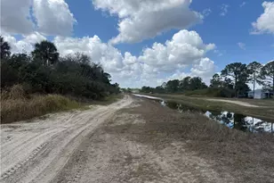 1900 W 18th St, Lehigh Acres, FL 33972 - Photo 10