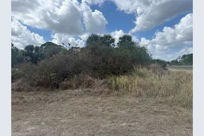 1900 W 18th St, Lehigh Acres, FL 33972 - Photo 4