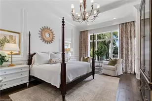 2225 Miramonte Ct, Naples, FL 34105 - Photo 18