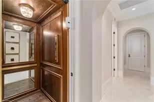 2225 Miramonte Ct, Naples, FL 34105 - Photo 38