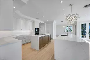 4265 W Gulf Dr, Sanibel, FL 33957 - Photo 10