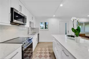 1100 Gulf Shore Blvd N, Naples, FL 34102 - Photo 6