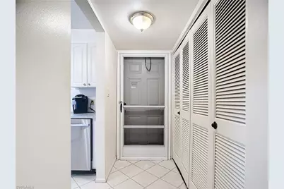 180 Turtle Lake Ct #103, Naples, FL 34105 - Photo 6