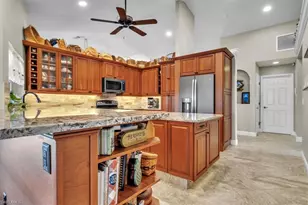 330 NE 20th St, Cape Coral, FL 33909 - Photo 10