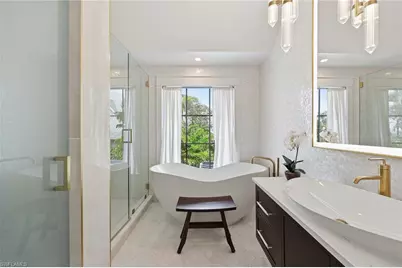 1355 4th St S, Naples, FL 34102 - Photo 32