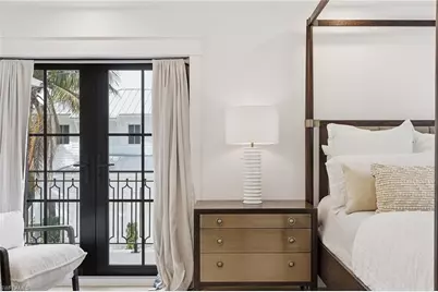 1355 4th St S, Naples, FL 34102 - Photo 34