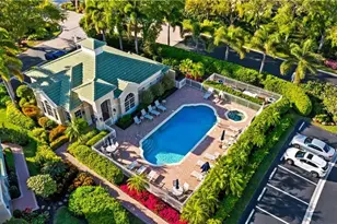 600 Vintage Reserve Ln, Naples, FL 34119 - Photo 4