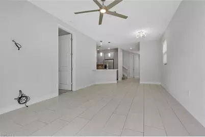 7501 Carnegie Way, Naples, FL 34119 - Photo 8