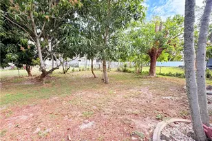 1439 SE 15th St, Cape Coral, FL 33990 - Photo 24