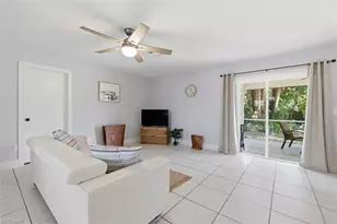 26920 Spanish Gardens Dr, Bonita Springs, FL 34135 - Photo 4
