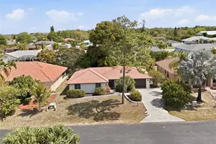 26920 Spanish Gardens Dr, Bonita Springs, FL 34135 - Photo 18