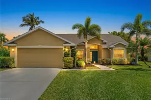 6778 Buckingham Ct, Naples, FL 34104 - Photo 2