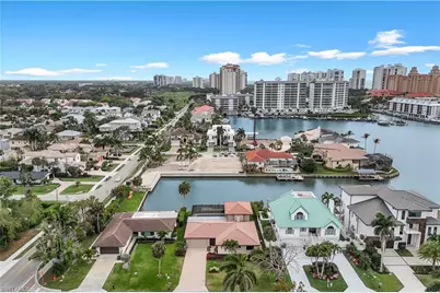 480 Oak Ave, Naples, FL 34108 - Photo 4