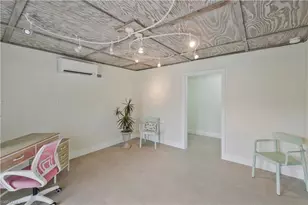 480 Oak Ave, Naples, FL 34108 - Photo 18