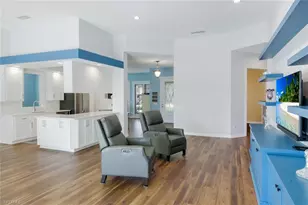 4322 Queen Elizabeth Way, Naples, FL 34119 - Photo 18