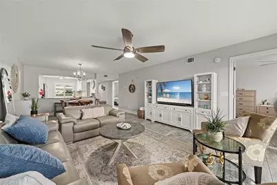 5965 Bloomfield Cir #B104, Naples, FL 34112 - Photo 4