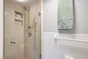 250 7th Ave S, Naples, FL 34102 - Photo 18