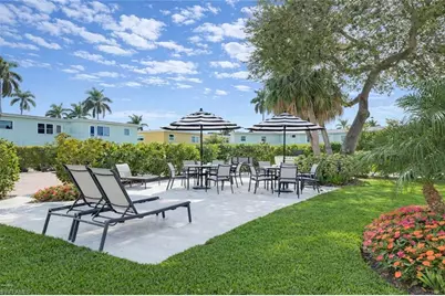 250 7th Ave S #106, Naples, FL 34102 - Photo 24