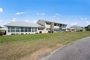 1318 Myerlee Country Club Blvd, Fort Myers, FL 33919 - Photo 24