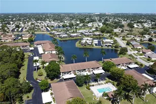 4240 Chantelle Dr, Naples, FL 34112 - Photo 32