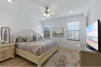 3306 Baltic Dr, Naples, FL 34119 - Photo 28