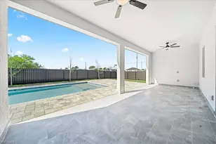 1226 NE 5th Pl, Cape Coral, FL 33909 - Photo 38
